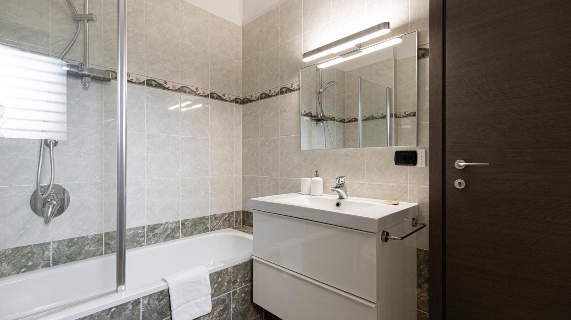 Italianway - Tognazzi 6 Apartment Sesto San Giovanni Bagian luar foto